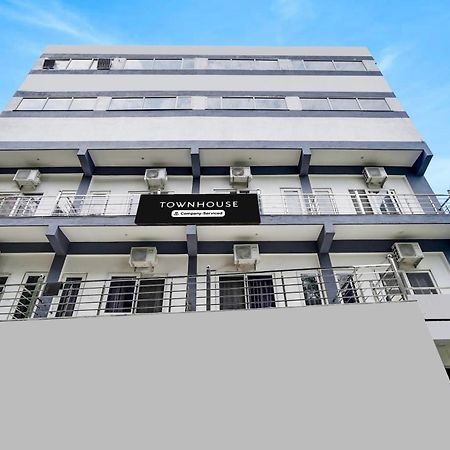Super Townhouse Tapovan Екстер'єр фото